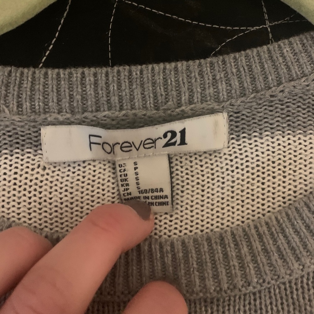 Sweater - Picture 2 of 3